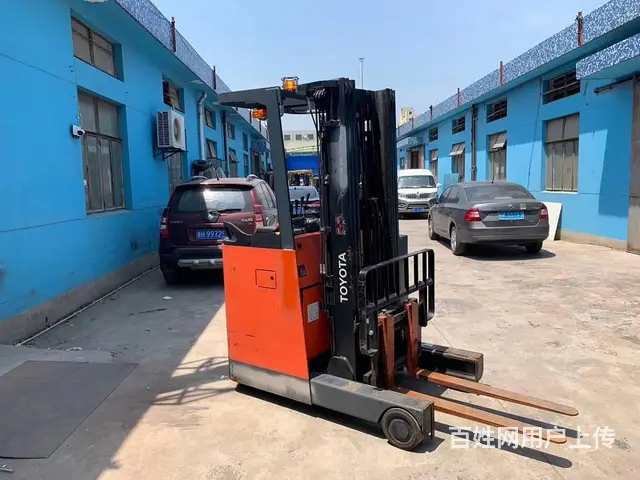 九成新丰田1.5吨前移式电动叉车 个人仓储二手叉车 - 图片 3