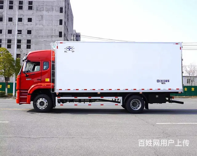 重汽6米8自动挡长途生鲜配送冷藏车可以拉多少吨冻货 - 图片 6