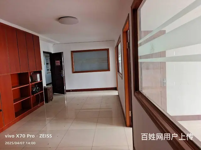 润扬广场朝南办公楼便宜出租 - 图片 5
