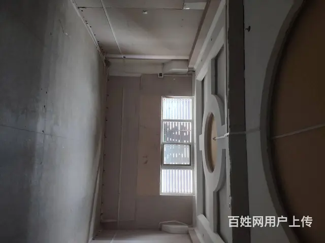 真实房源.今日有免租期.书城二楼130平办公室急租！ - 图片 2