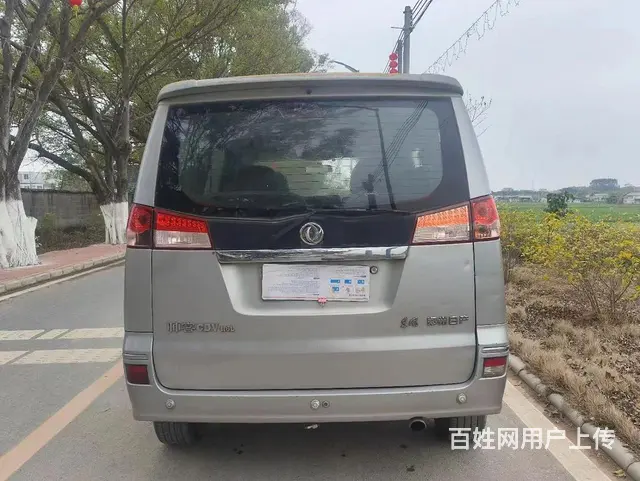 东风帅客7座大面包车 - 图片 8