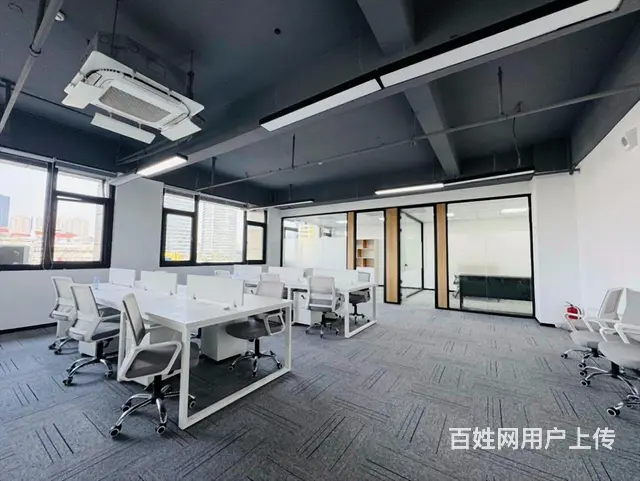 滨江艺术园区，新出精装修带家具，三加一户型。 - 图片 1