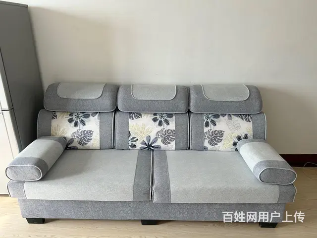 文星家苑2室1厅一卫整体出租，年租15000，榻榻米，干净 - 图片 1