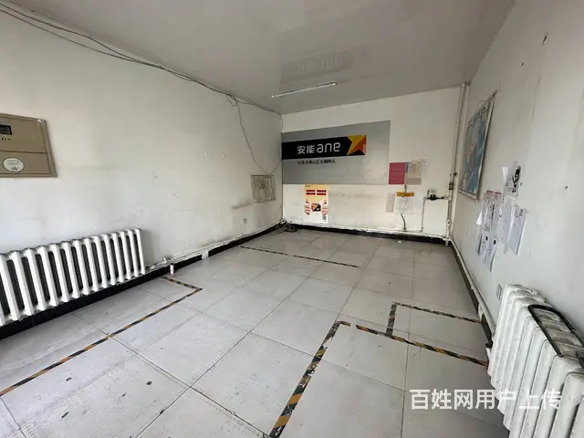1073   学校旁临街空铺直租 房租底 行业不限 - 图片 7