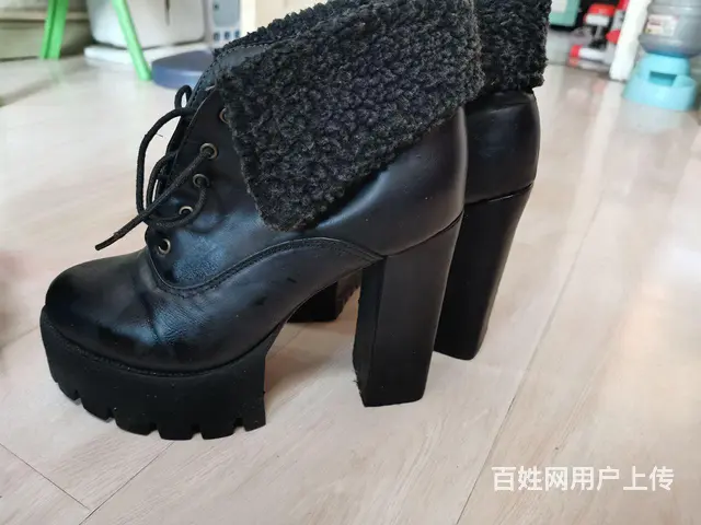 时尚高跟鞋六十，二双 - 图片 1