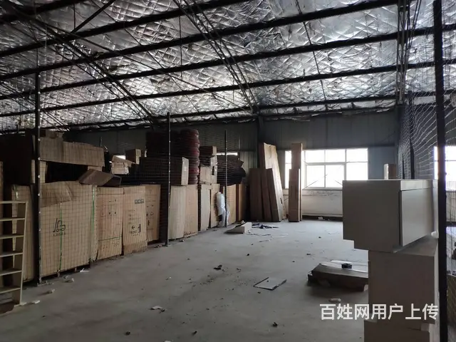大型仓库出租..车位多.2000平.就剩600平了。房子不多 - 图片 6