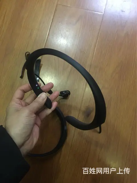 BOSE蓝牙耳机维修 QC30头梁皮脱胶 项圈脱皮 - 图片 8
