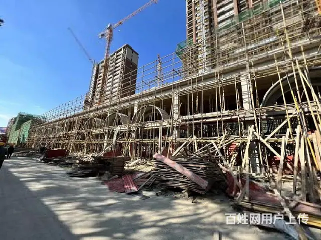 新北恐龙园旁小区门口6.1米挑高纯一层商铺带天然气可做重餐饮 - 图片 4
