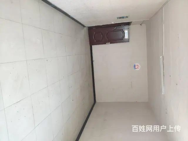 房东急租！老城春都路附近出租写字楼，车位充足，任何行业都可做 - 图片 7