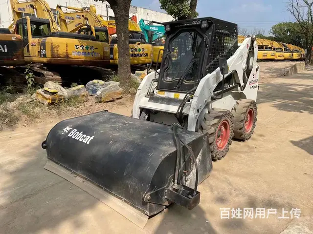 转让19年出厂山猫S18滑移装载机 佩带清扫机 - 图片 1