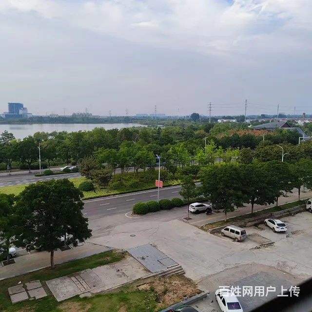 鱼先生社区出租 - 图片 1