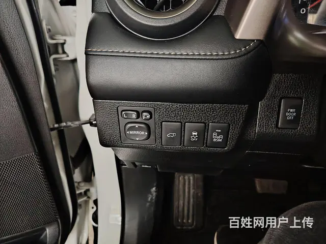 丰田RAV4 2013款 2.5 手自一体 四驱豪华版 - 图片 11