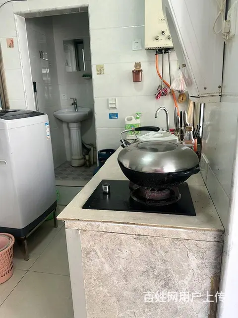 中山北路石鼓广场附近精装修1室1厅家具家电齐全月租600 - 图片 2