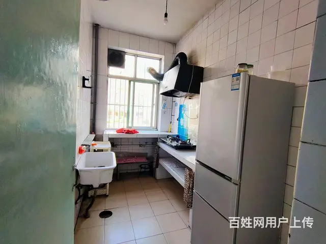 Z02362公安街 精装实图 有床沙发空调电视冰箱 - 图片 5