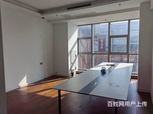 永嘉广场50平高层南向纯办公 - 图片 1