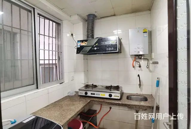拱北关口龙城大厦电梯精装一房一厅出租，租价1600。近关口 - 图片 6