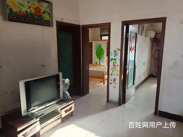 沂水盛世桃园小区对外出租有需要租房子联系我 - 图片 1