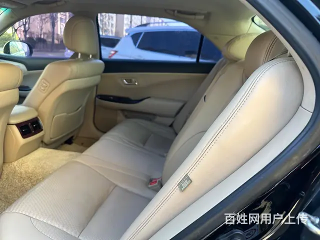丰田 皇冠 2012款 2.5 手自一体 Royal 导航版 - 图片 8