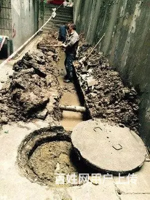 嵩明大学城片区管道清理高压车清理雨污管道隔油池下水 - 图片 2