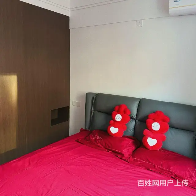 新宇香苑1楼100平两室两厅，包网，精装地热，空调，冰箱，洗 - 图片 1