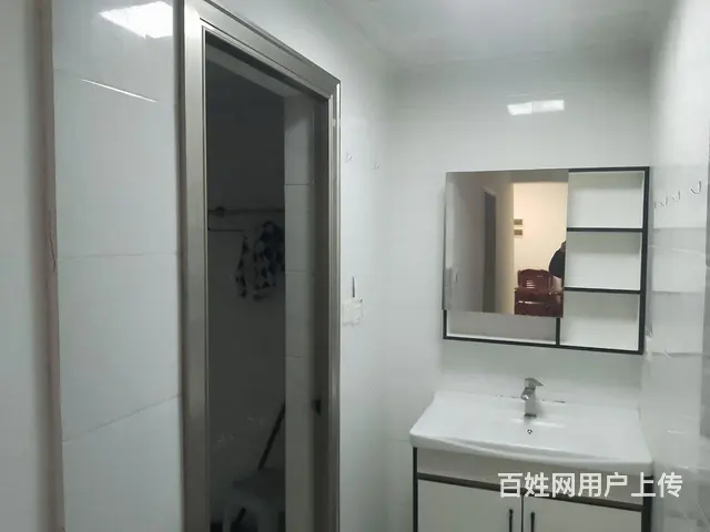 三室一厅一卫出租 - 图片 5