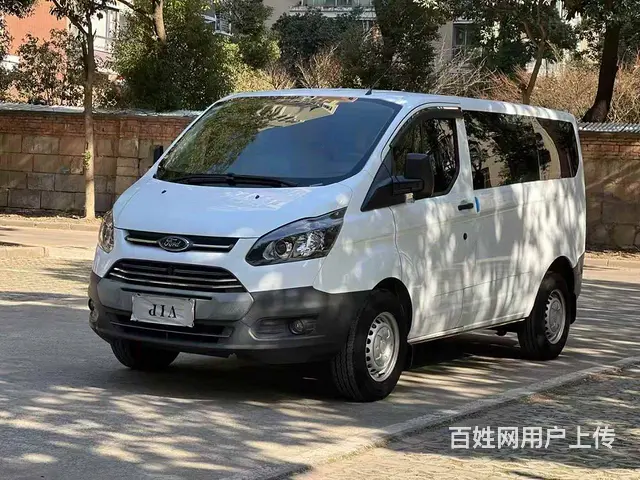 新到2020年12月上牌福特新全顺，短轴低顶6座 - 图片 2
