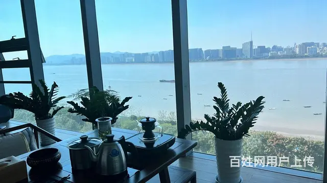 寰宇商务中心 一线江景 豪华装修带家具 会所装修拎包入住！ - 图片 11