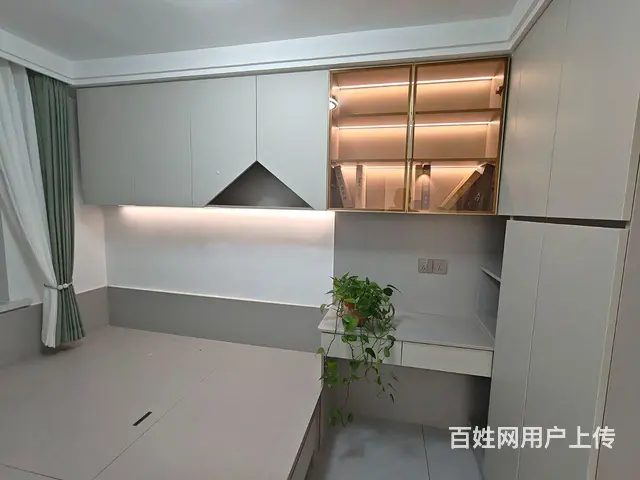 H莲花一村四楼，南北通透大标户，精装修未入住 - 图片 1