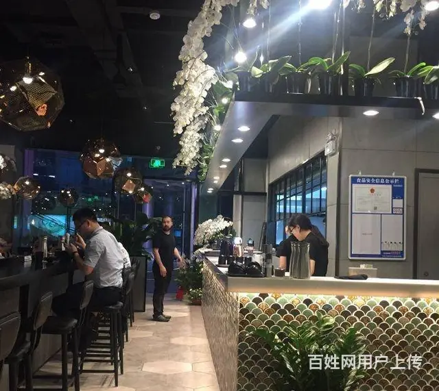 高薪诚聘荣越餐厅服务员，学历不限，有包吃 - 图片 2