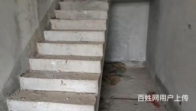 国兴商圈      中洋花苑6房跃层带露台 - 图片 11