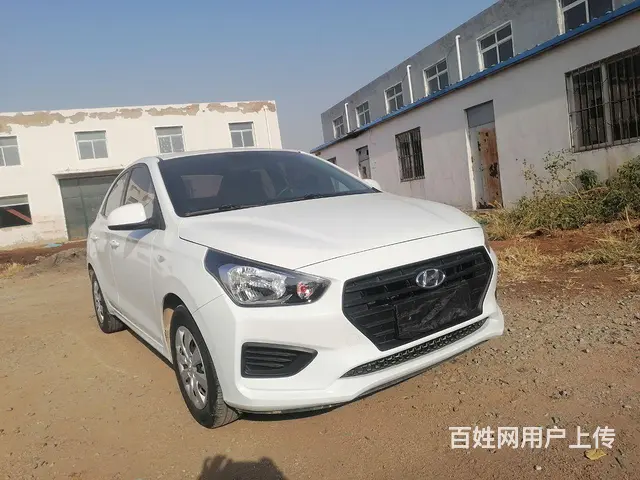 现代瑞纳 - 图片 1