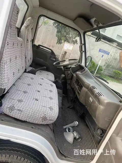新出厂五十铃6方洒水车 - 图片 3