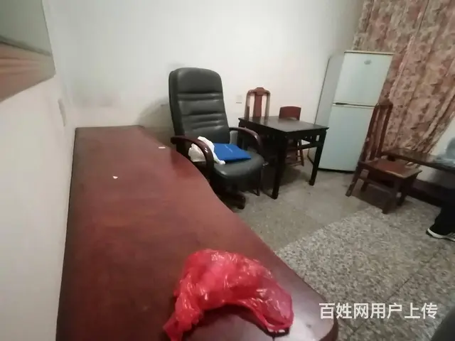 先锋路女子岗亭附近有房出租 普通住宅1厅 中等装修 - 图片 1