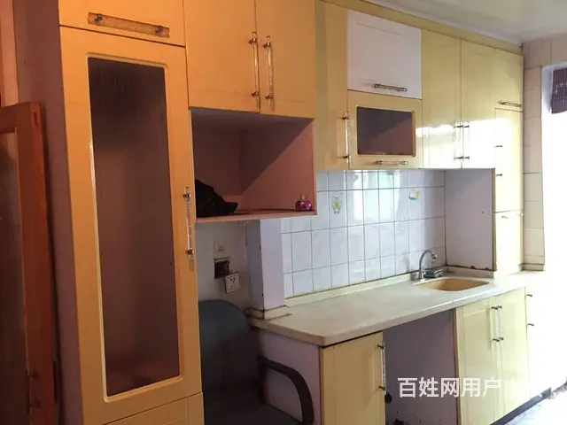 中街 德增街 乐天虫KTV旁 包网450元 出租 女生合租房 - 图片 1