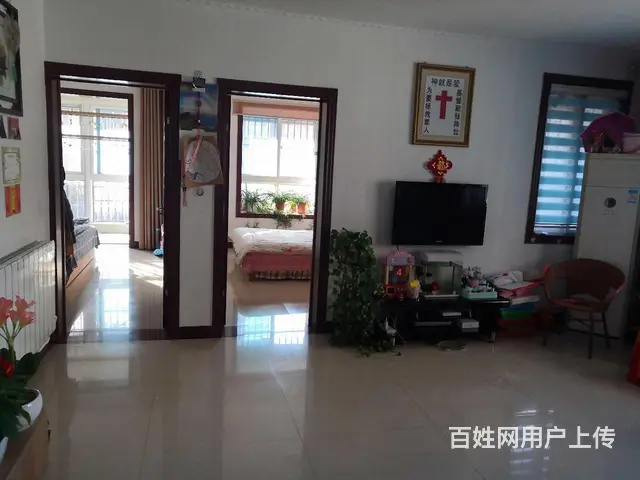 泉城附近，康馨园二楼暖气房，三室两厅一卫精装修，送储藏室 - 图片 1