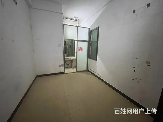 （51旺铺推荐）秀英区秀丽路65平临街铺面房东出租 - 图片 4