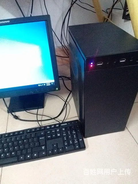 九成新电脑台式机双核CPU内存16G带显示器 - 图片 1