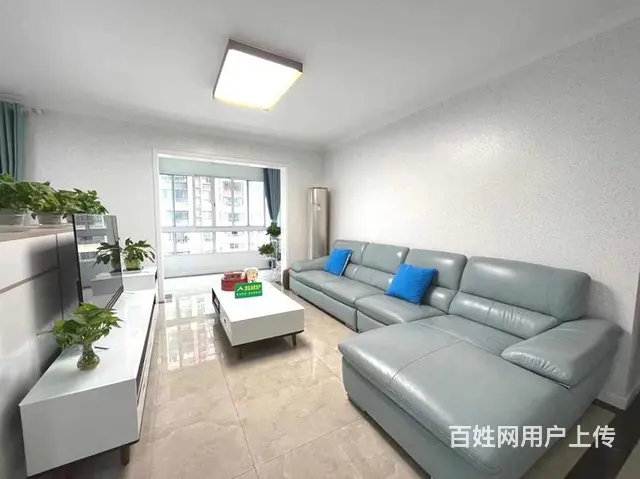 金海世纪城套四精装房，全套索菲亚 - 图片 1