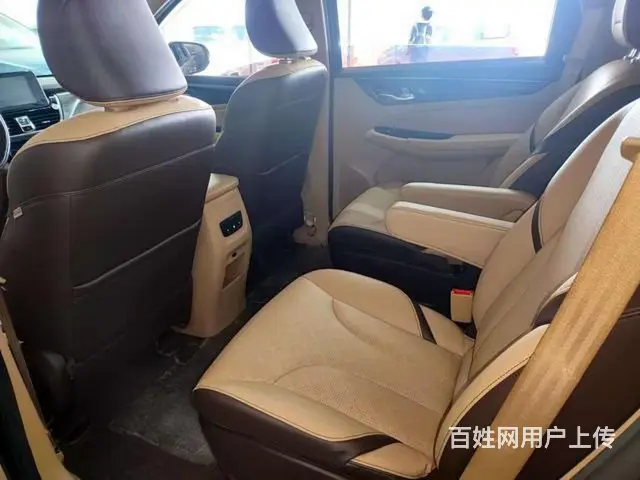 宝骏 宝骏730 2017款 1.5T 手动 豪华型7座 - 图片 10
