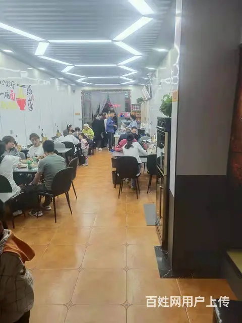 7441(七P)个人城东区九眼泉路三榆龙湖花园旁面片店转让 - 图片 7