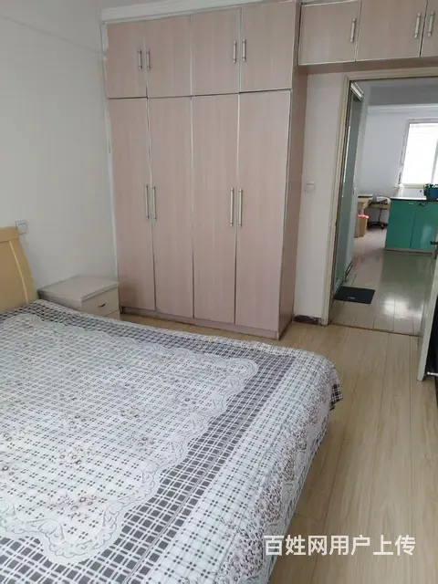 封闭小区，步梯地暖二楼，环境整洁，紧邻渤海大学万达商场，出行 - 图片 2