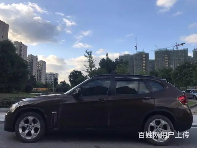 宝马X1 2012款 X1 xDrive20i 2.0T 手 - 图片 3