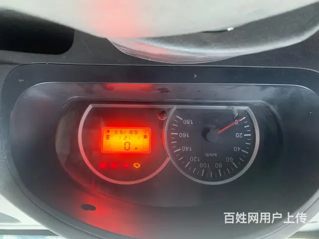 北汽威旺306 高配带中央空调 - 图片 4