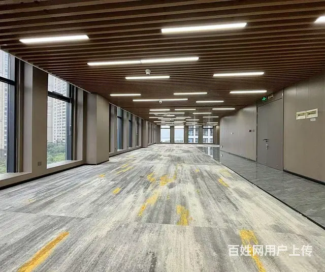 地铁口招人方便 整层精装特价出租 配套齐全 孵化器高补贴含税 - 图片 10