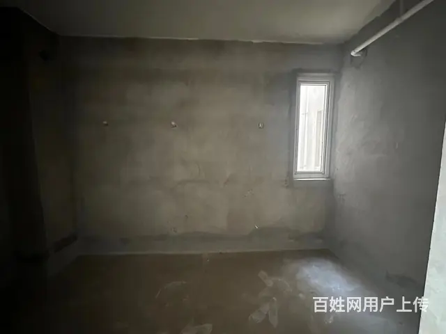 县医院附近三室两厅两卫大阳台采光好 - 图片 1