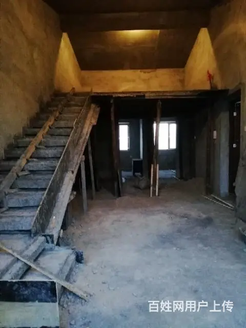 制作商服二层混凝土阁楼 - 图片 1