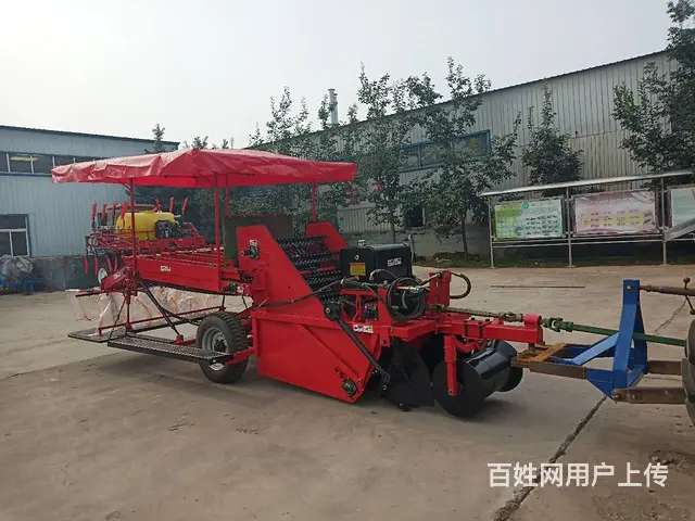 牵引式人工分级自动装袋马铃薯联合收获机红薯收获机 - 图片 5