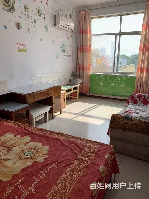 三小对面国阳百货 有标准间出租 - 图片 1