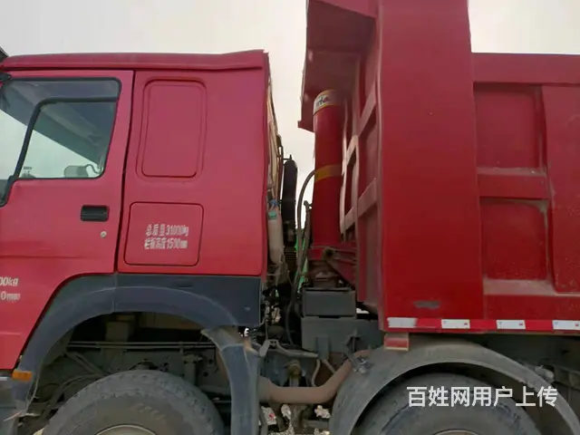 转让18年二手豪沃自卸车 380马力 8.5米大箱 - 图片 3