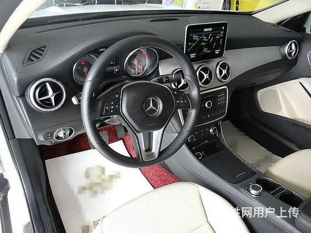 奔驰GLA级 2016款 GLA 220 4MAT - 图片 11